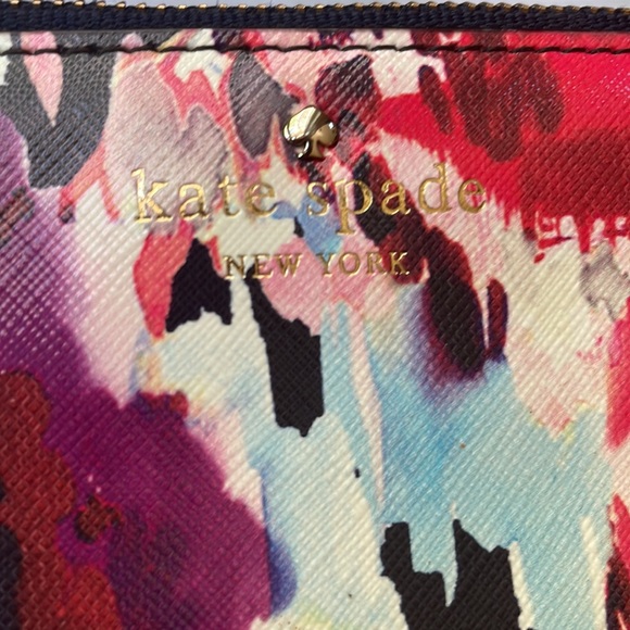 Kate Spade Cedar Street Floral Wristlet - Picture 3 of 7